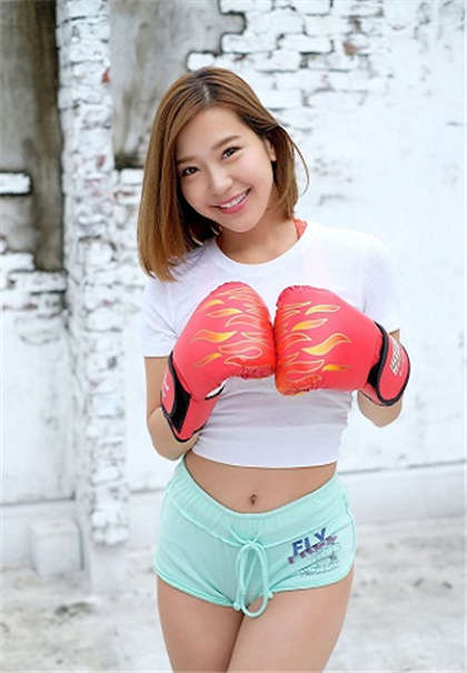 很黄的书推荐-双腿间已经湿成一片_酥糖齿轮