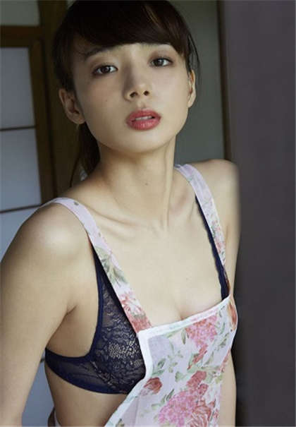 丰满熟妇小说合集-很黄很涩的小说片段_酥糖齿轮