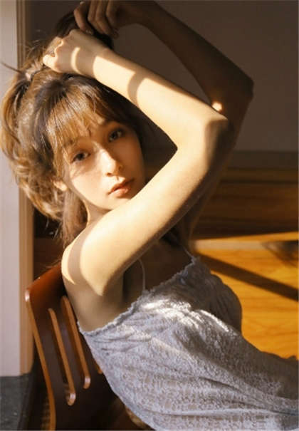 白洁在宝马车上被强奸-啊不要了好涨太深了高h_酥糖齿轮