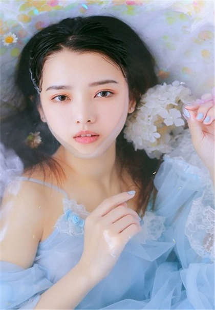 黄色小说细节-别在阳台啊会看见的_酥糖齿轮