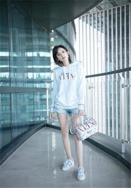 性爱过程小说章节-他一下一下往上顶着我_酥糖齿轮