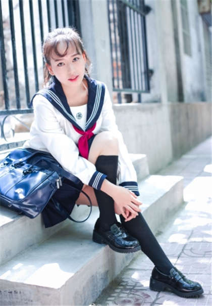 污污的小说细写-不穿内裤_酥糖齿轮