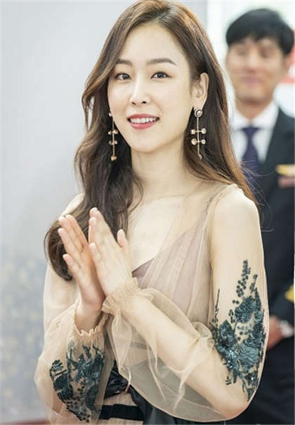 男主肉大进不去-驾校教练在车里吸我_酥糖齿轮