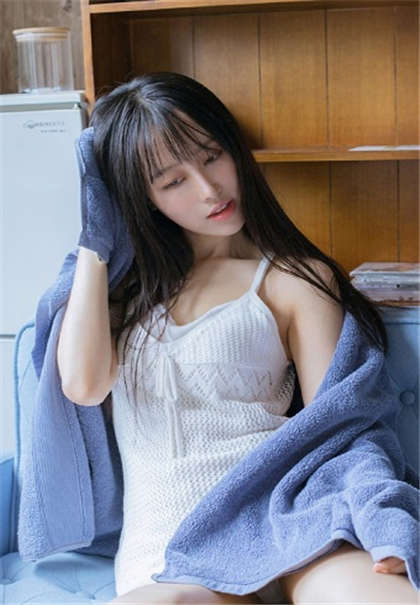 啊,啊,快一点-在车里他吻我压得喘不过气_酥糖齿轮