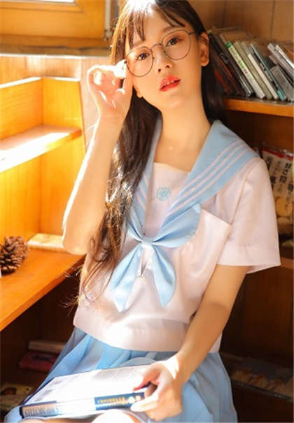 很污的小谈-办公室的性爱故事_酥糖齿轮