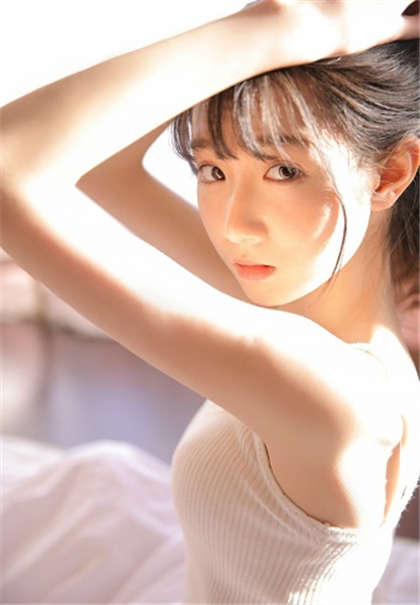 绝色美人妻呻呤-跟老板出差被老板干了_酥糖齿轮