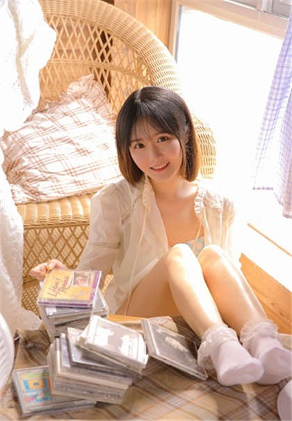 我和白洁-女友一家大锅烩_酥糖齿轮