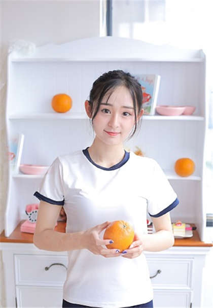 小黄文公交-宝贝乖用力舔别停_酥糖齿轮