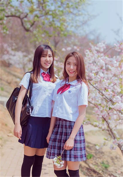 啊嗯再深一点哦-很污很激烈很细节的文段_酥糖齿轮