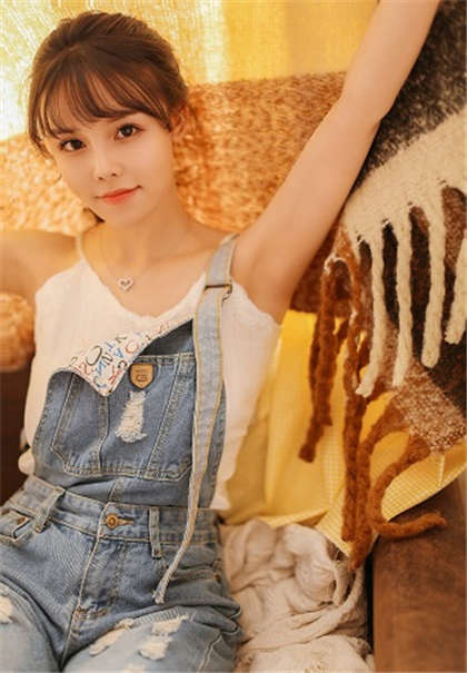 黄湿小说三级-女子写淫秽小说二审开庭_酥糖齿轮