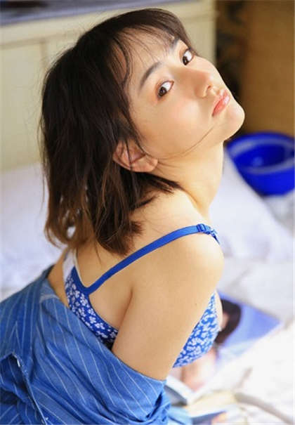 揉胸捏胸-老师的内内_酥糖齿轮