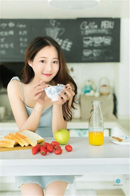 肉肉文he-色小说排行_酥糖齿轮