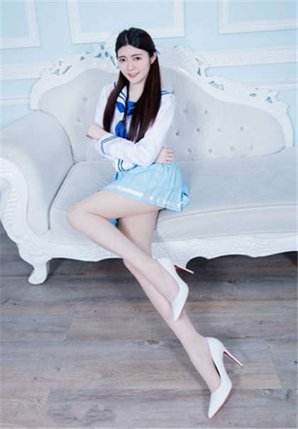 同桌逞我睡觉-动车被强短篇小说_酥糖齿轮