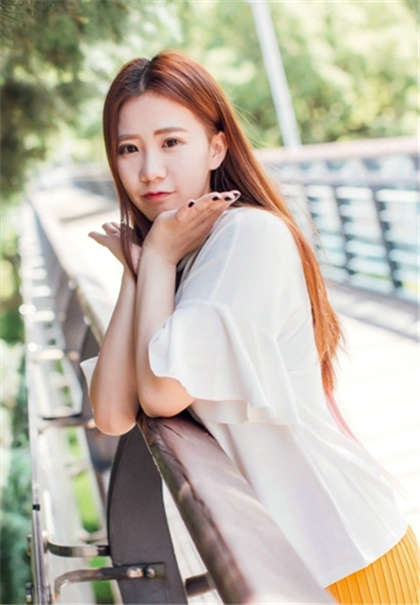 总裁很黄的小说短篇-很污很骚的文本_酥糖齿轮