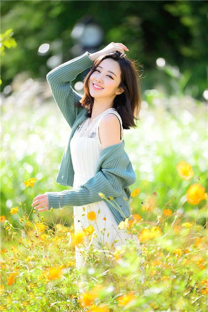 揉胸捏胸-老师的内内_酥糖齿轮