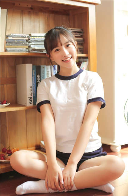 很黄很黄的小片段-同桌居然扯掉我的奶罩_酥糖齿轮