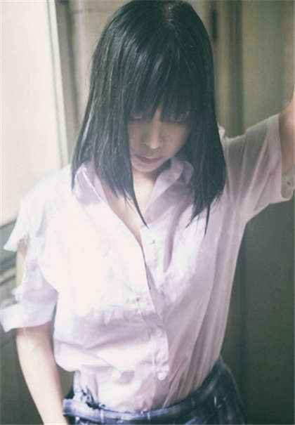 舔干你的水-在车上被人日的很舒服_酥糖齿轮