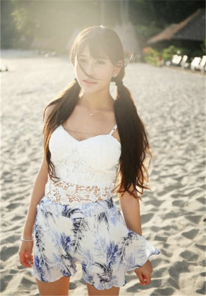 公交车上 轮流-将奶尖送入王爷嘴中宁宛小说_酥糖齿轮