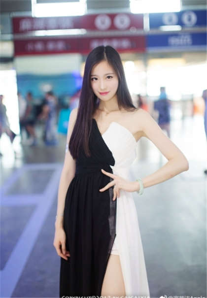 很黄很色的总裁小说-我被一群民工轮流上了_酥糖齿轮