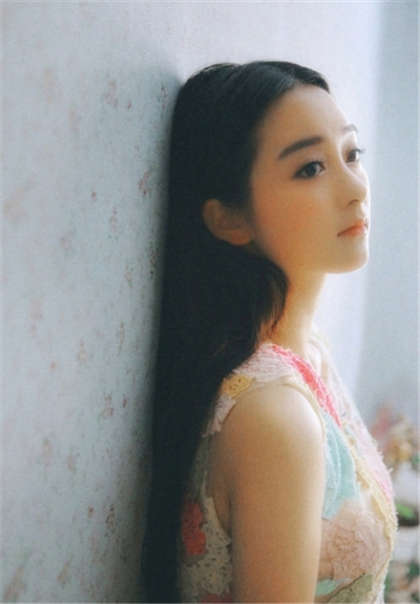 美女丝袜H文-肉肉细节描写详细的小说_酥糖齿轮