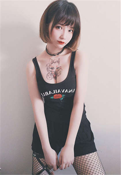 白娜荡妇-口述在车里_酥糖齿轮