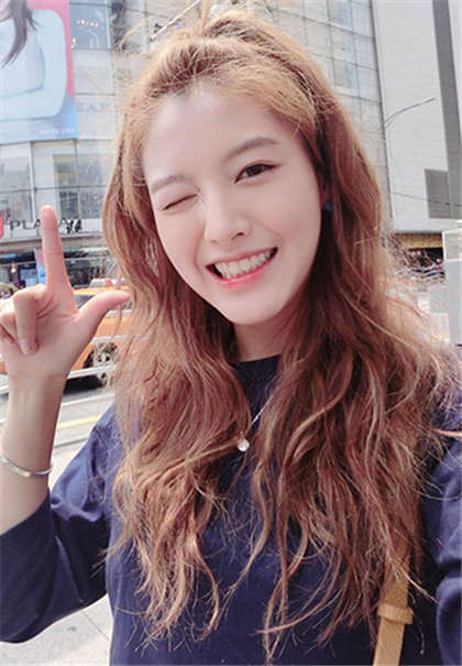 污到下面流水的骚话-家公在沙发要了我_酥糖齿轮