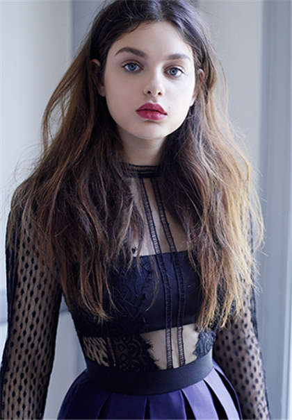 嗯~嗯~啊~啊~-上课女同桌用手给我解决_酥糖齿轮