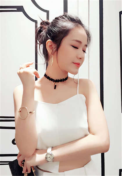 三个洞满了-小黄文污到下面湿污到你湿到透_酥糖齿轮