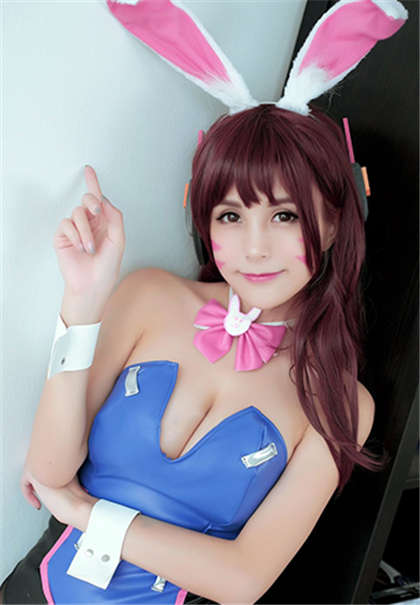 药乳治病h文-一边吻一边解扣子_酥糖齿轮