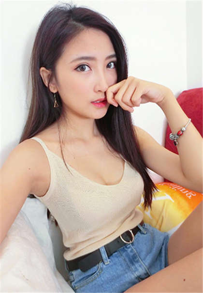 小黄wen-家里养的那条黄狗_酥糖齿轮