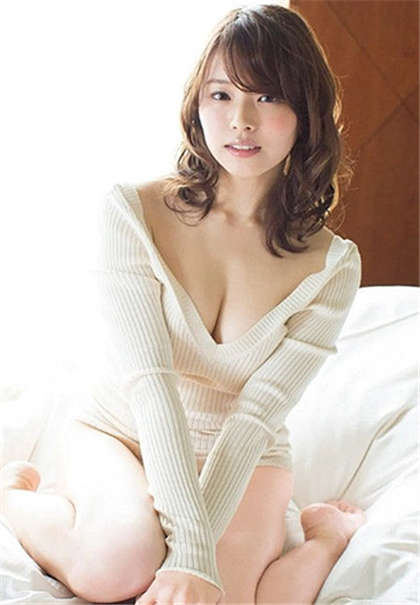 黑人挺进她的体内-我被校草扯奶罩摸下面_酥糖齿轮