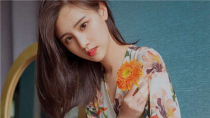 经典小黄说-舔乳头小说_酥糖齿轮