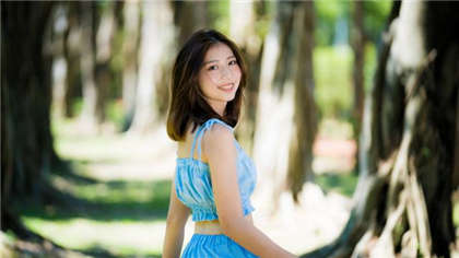 让人湿的小说片段-口述两性故事吃奶_酥糖齿轮