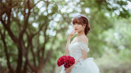 看了会让人湿透了的文章-我把二婶日出水了_酥糖齿轮