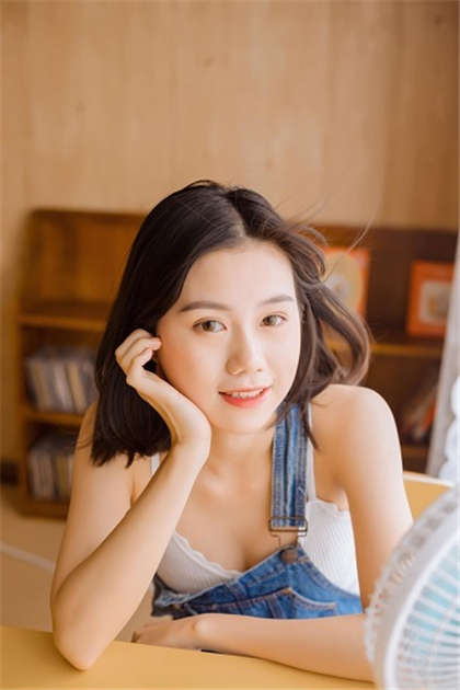 开嫩苞女的小说-讲述按摩师疯狂的一次_酥糖齿轮