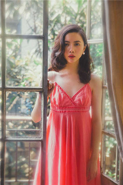 三人成狼塞葡萄类似文-三个老头下药_酥糖齿轮