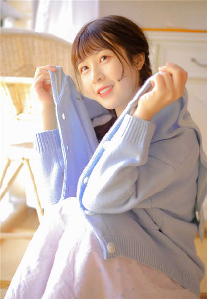 在教室做啊好大用力h文小说-他沉下腰往里重重一顶_酥糖齿轮