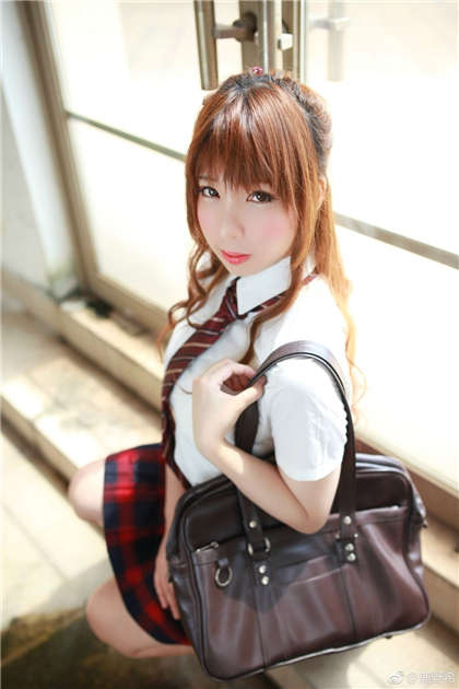 白胸小说-好色村妇50_酥糖齿轮