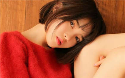 老伯舔我的舍头和奶头-同桌污的故事_酥糖齿轮