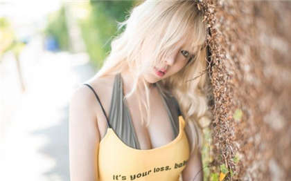 强奸少妇小说-被男朋友揉下面越动越进去_酥糖齿轮