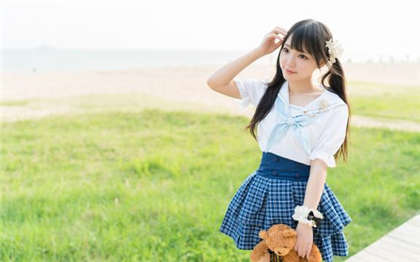 硕大的进入她-她哭泣的小脸承受他的巨大_酥糖齿轮