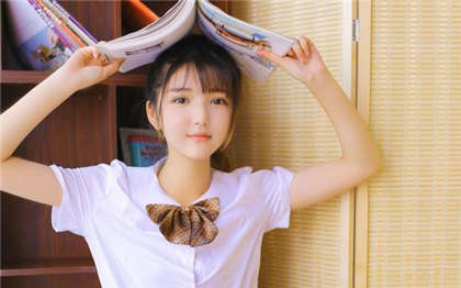 教练 游泳池 h文-黄到流水的细节描写_酥糖齿轮