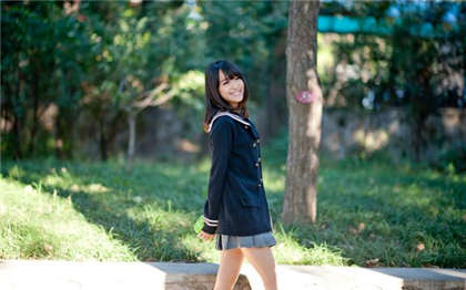 小说里面的高污片段描写-夏天公园男女打野战穿裙子_酥糖齿轮