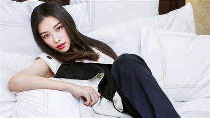 老师配合我做污污的事情-3p口述一人一只奶_酥糖齿轮