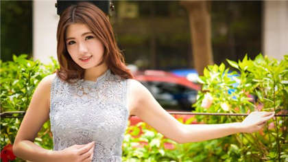 小黄wen-家里养的那条黄狗_酥糖齿轮