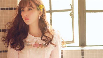 被绑架折磨的文章-一个男生拿安眠药把我同学弄晕_酥糖齿轮