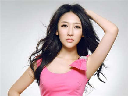 很黄很色的总裁小说-我被一群民工轮流上了_酥糖齿轮