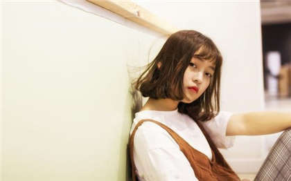 看了会湿的床上短篇小说-拔出来太大了啊好胀被灌满了_酥糖齿轮