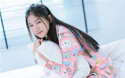 男的舔女的下面小说-男人爱添女人下面口述_酥糖齿轮