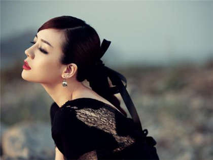 老伯舔我的舍头和奶头-同桌污的故事_酥糖齿轮